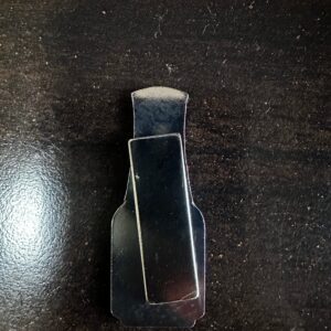 Alternative view of Orly magnetic brooch