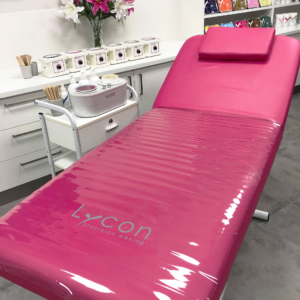 Alternative view of Lycon waxing mat