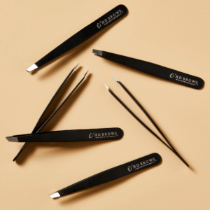 Alternative view of HD Brows Precision Tweezers