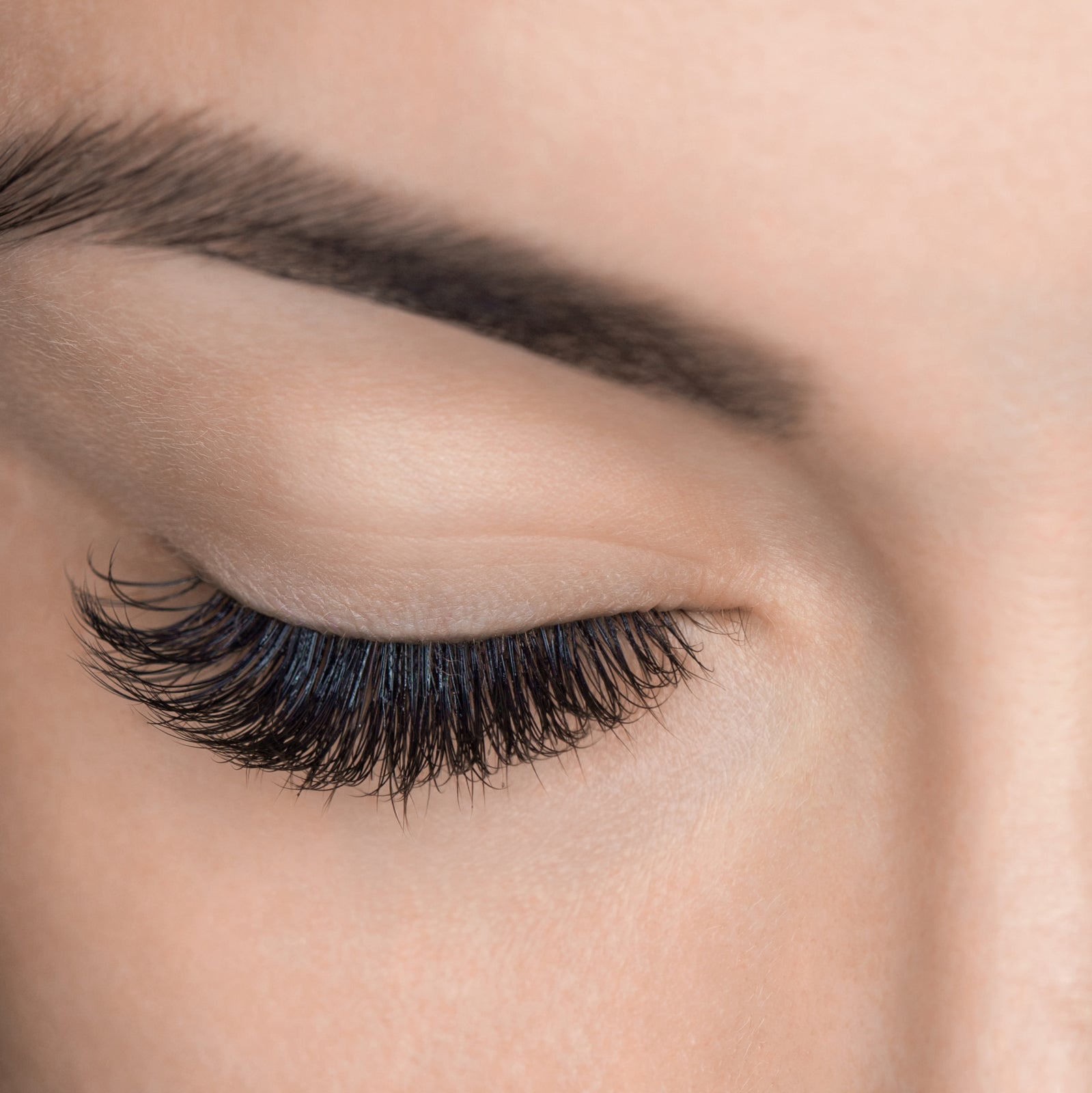 Alternative view of Nouveau Lashes Global Volume Lash Extensions Training Course - Online