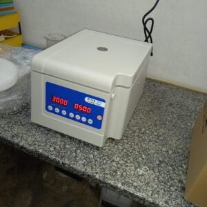 Alternative view of Digital Clinical Centrifuge 4500rpm