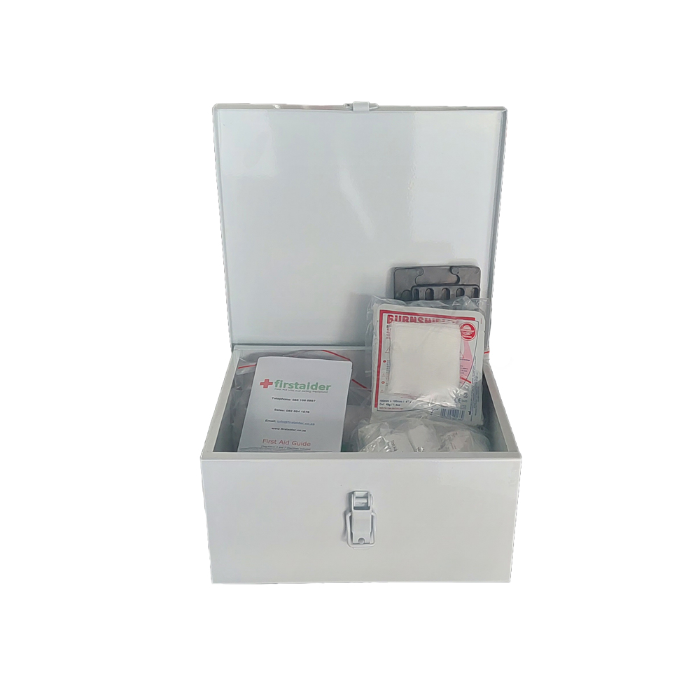 Regulation 3 First Aid Kit Inside Square Metal Box - Image 2