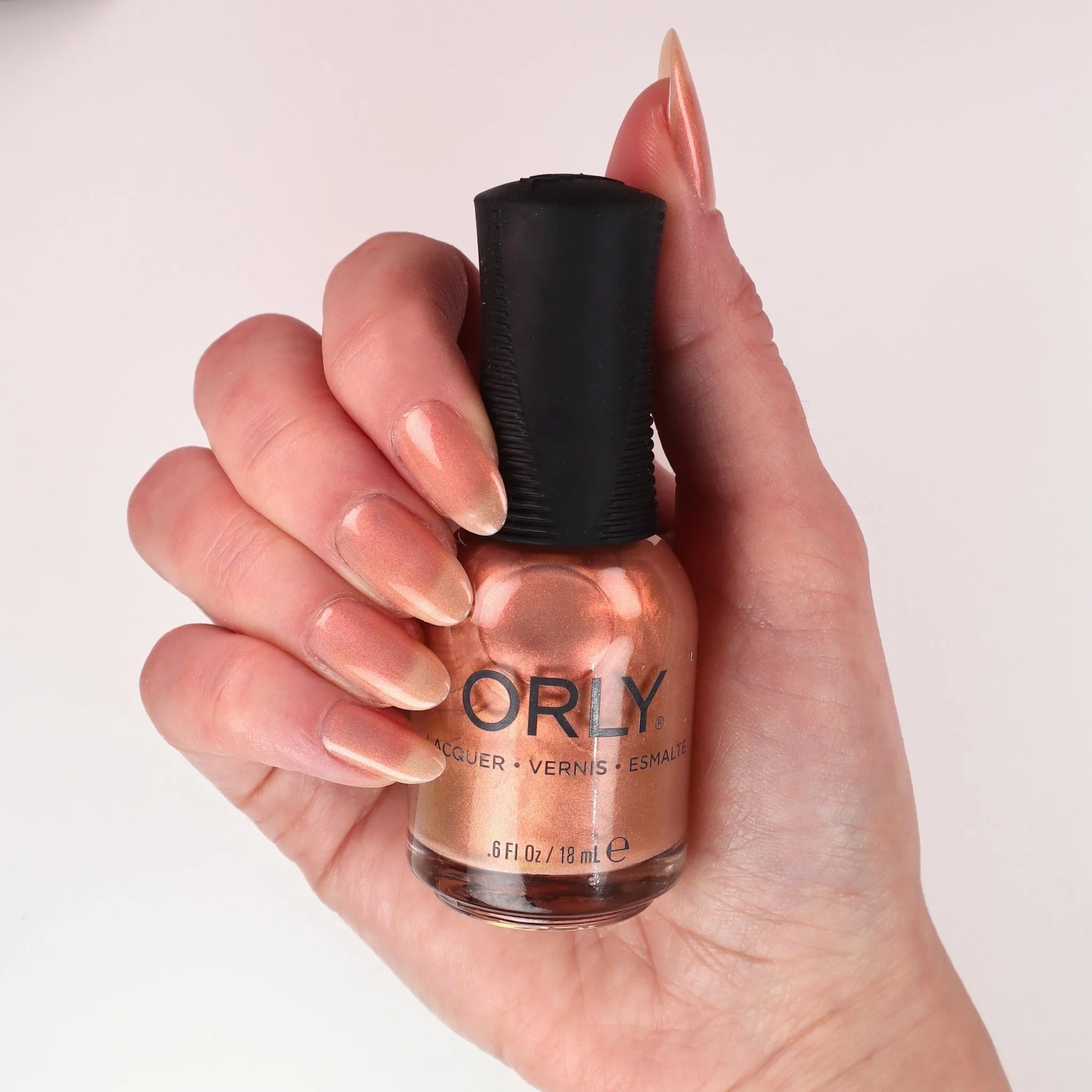 Alternative view of Golden Waves | Nail Lacquer 18ML