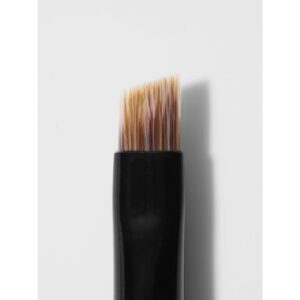 Alternative view of HD Brows Angled Brow Brush